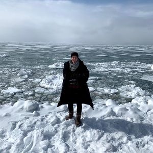 Meet your Posher, Carrie